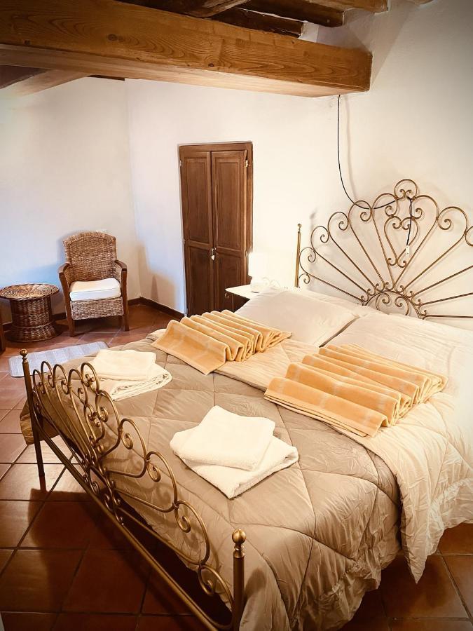In Castello Hotell Gallicano Exteriör bild