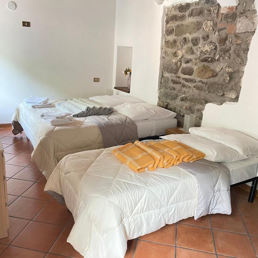 In Castello Hotell Gallicano Exteriör bild